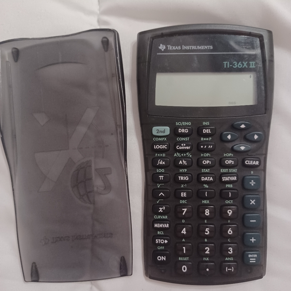 Texas Instruments TI-36X II Scientific Calculator works and tested